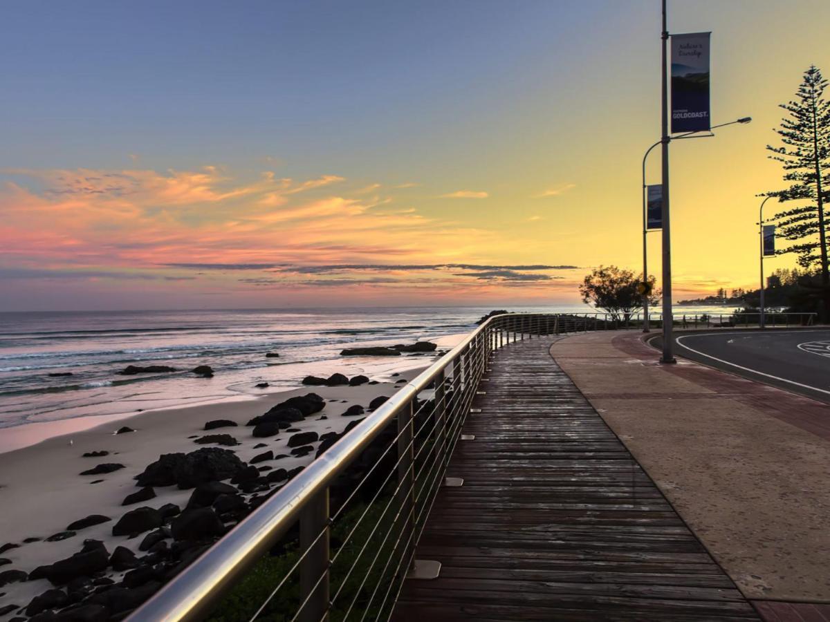 Apartment Hideaway In Coolangatta 1 Bedroom Retreat In A Quiet Leafy Setting *